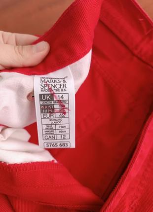 Джинсы в винтажном стиле классический красный зауженные высокая посадка marks&spencer, m6 фото