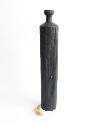 Высокая черная ваза из дуба (1157)1 фото