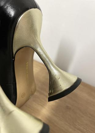 Туфли от итальянского бренда rinascimento3 фото