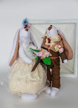 Весільна пара зайців2 фото