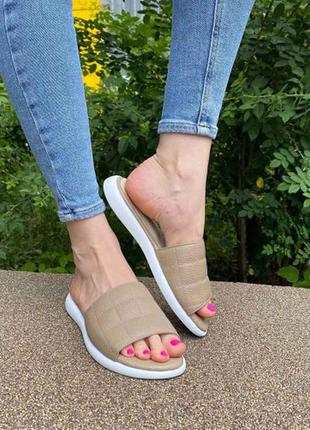 Натуральна шкіра замша всі розміри багато кольорів шльопанці