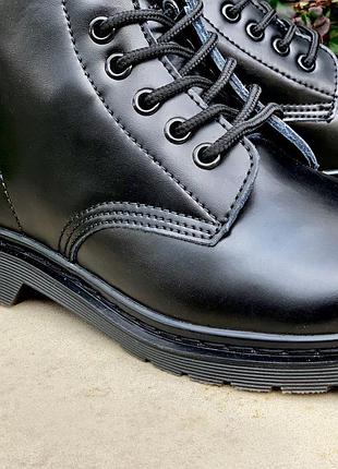 Тёплые ботинки dr. martens 1460 mono black на  меху 4