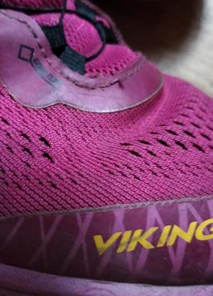 Гарні кросівки фірми viking.устілка 22,5см. 35розмір.2 фото