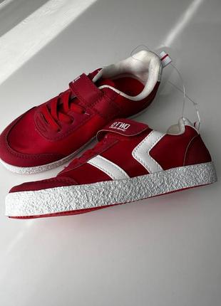 Нові кросівки / кеди для хлопчика 30р. червоні