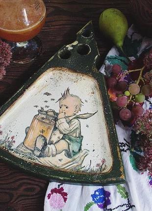 Велика сирна дошка тарілка шмат сиру