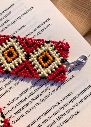 Силянка червона з геометричним орнаментом гердан 3