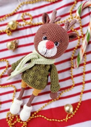 Олень на різдво і новий рік