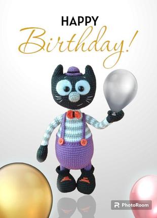 Чорний кіт у капелюсі в'язана іграшка ручної роботи