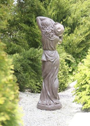 Садова скульптура дама зі глечиком червоний граніт 84х23х29 см гранд презент сспг00884-1 червоний3 фото