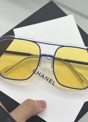 Модні сонцезахисні окуляри різнокольорового контрастного кольору1 фото