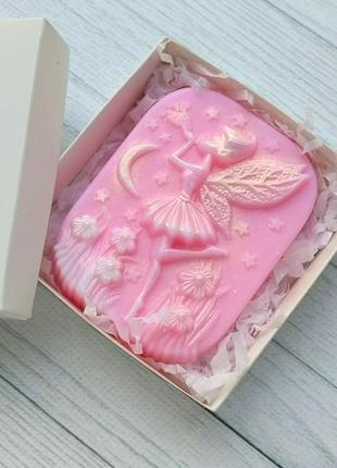 Сувенирное мыло: фея в коробочке