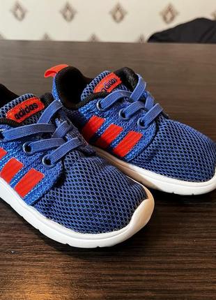 Кросівки adidas, розмір 21-13,5см