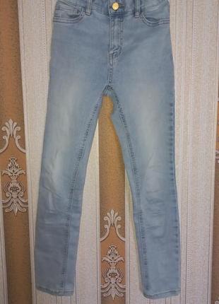 Джинси скіні