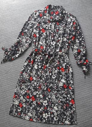 Платье в цветочный принт актуально и стильно длинный рукав