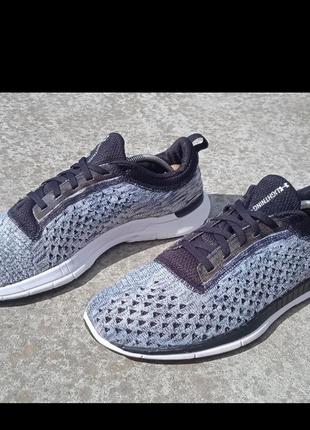 Кроссовки under armour lightning 2 3000013-001
артикул: 3000013-001