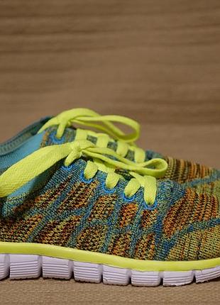 Легкі дуже яскраві текстильні кросівки next англія 13 р.( 20 див)