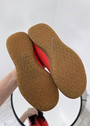 Качественные футзалки на шнурках резинках nike8 фото