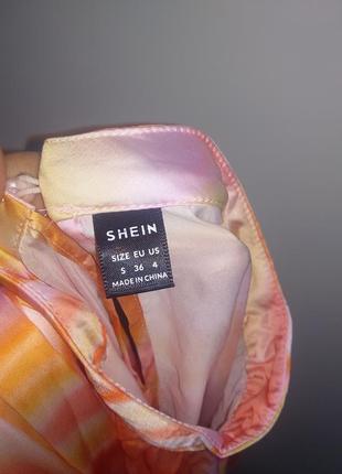 Роскошное сатиновое ярусное платье макси размера s9 фото