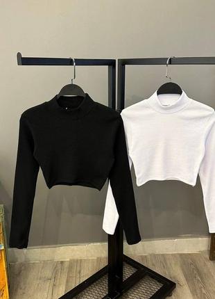 Очень мягкий и приятный к телу кроп топ