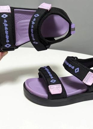 Босоніжки для дівчаток