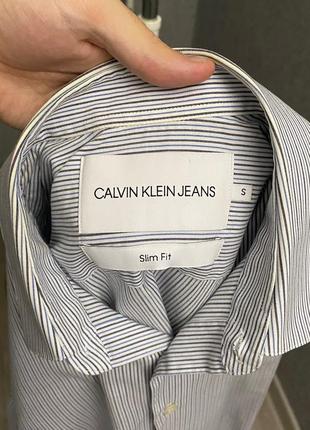 Полосатая рубашка от бренда calvin klein5 фото