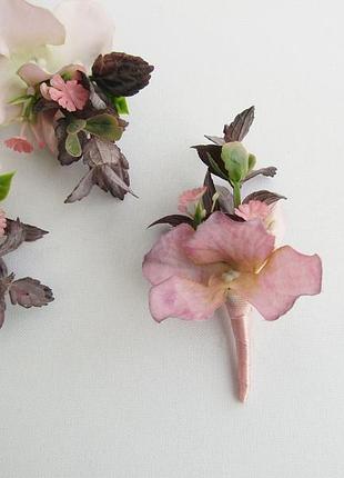 Бутоньєрка для гостей