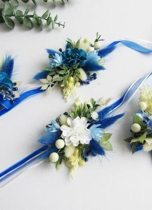 Бутоньєрки для наречених, свідків у синіх кольорах1 фото