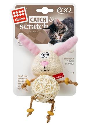 Игрушка для котов зайчик с плетеным мячиком и колокольчиком gigwi catch&scratch, полиэстер, 10 см2 фото