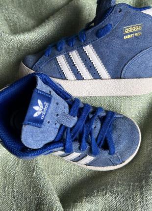 Кросівки adidas оригинал р.21