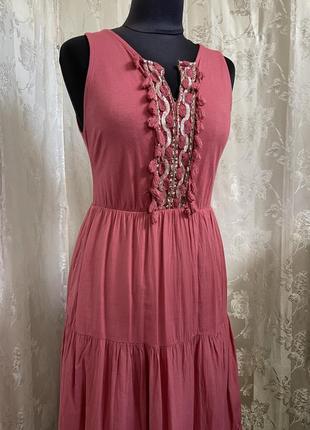 663/210 платье unigue