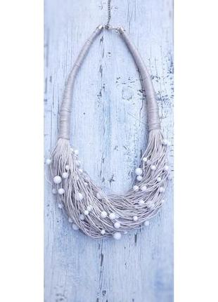 Стильное колье из натурального льна