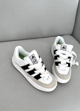 Кроссовки adidas adimatic white