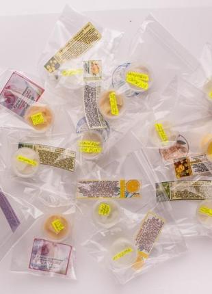 Рослинний крем для ніжної шкіри навколо очей "антистрес"2 фото