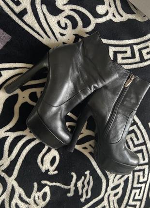 Ботильоны кожанные ellenka