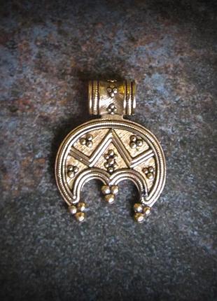 Бронзова лунниця ручної роботи