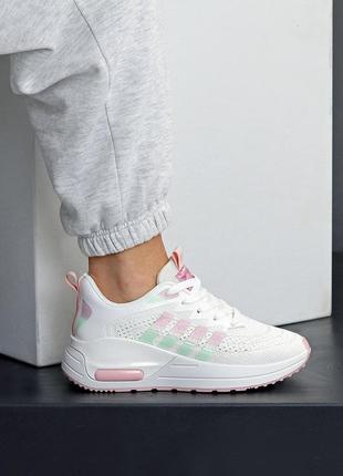 Женские кроссовки в спортивном стиле из текстиля, для активного дня светлые белые розовые вставки7 фото