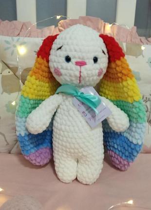 Біла плюшева зайка. в'язаний зайчик для дівчинки