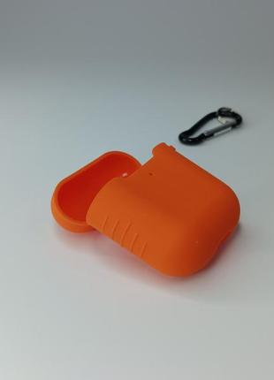 Чехол для airpods 1 / 2 с карабином плотный силиконовый чехол для наушников оранжевый7 фото