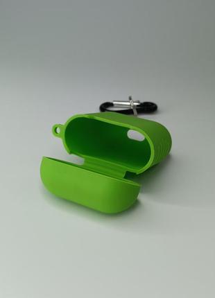 Чехол для airpods 1 / 2 с карабином плотный силиконовый чехол для наушников зеленый9 фото