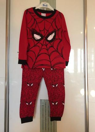 Пижама  человек паук  для мальчика  90-95  акция