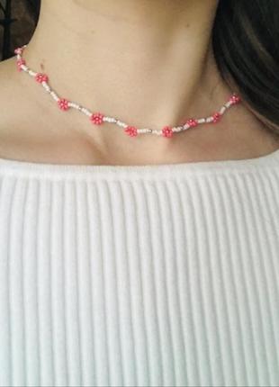 Квіткове кольє з бісеру рожеве з білим