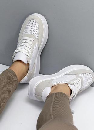 Классические кроссовки белые вставки серого, натуральная кожа и замша, дышащие, мягкая стелька7 фото