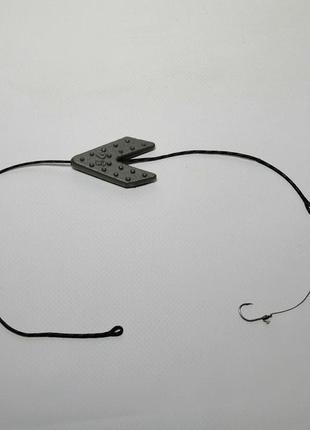 Кормушка оснащённая макушатник ласточкин хвост 56 гр крючок n6