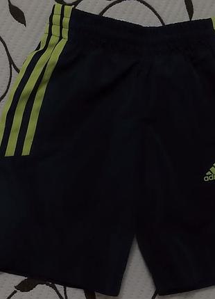 Шорты на мальчика 5-6 лет, фирмы adidas