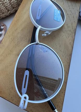 Фирменные солнцезащитные круглые очки rita bradley polarized rb81486 фото