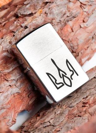 Зіппо з гравіюванням герба україни