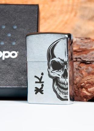 Зажигалка zippo хромированная с гравировкой инициалов1 фото