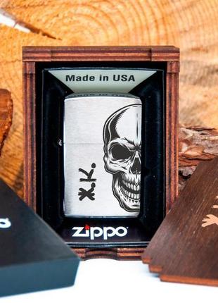 Зажигалка zippo хромированная с гравировкой инициалов5 фото