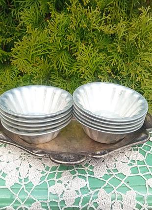 Формочки для корзинок и кексов.винтаж !