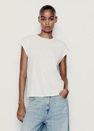 Легкая хлопковая футболка zara